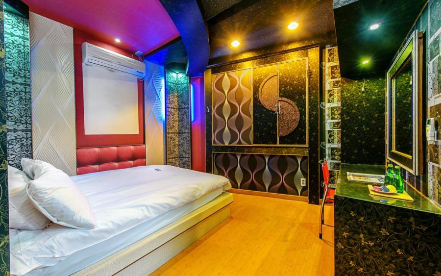 Mk Hotel Yeosu Bagian luar foto