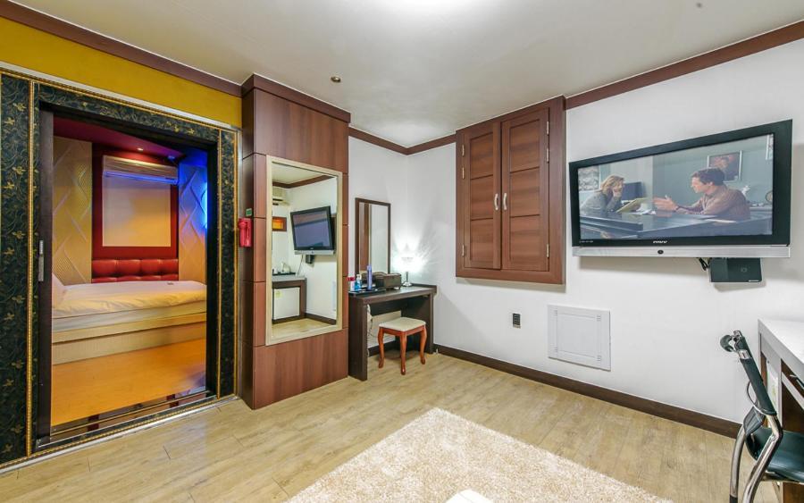 Mk Hotel Yeosu Bagian luar foto