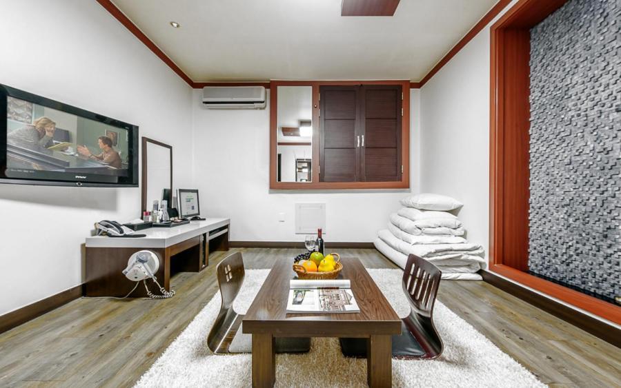Mk Hotel Yeosu Bagian luar foto